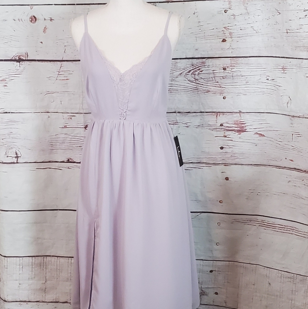 Lulu's Lavender Lace-Trim Midi Dress